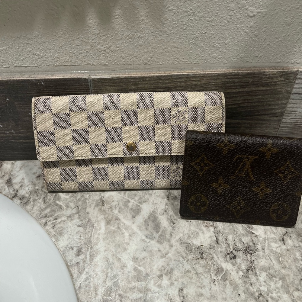 Louis Vuitton Checkered Wallet and Monogram Card Holder